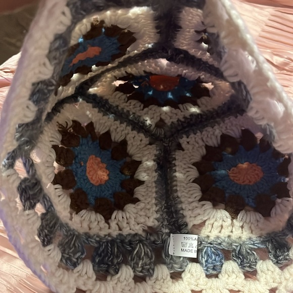 Crochet hat - Picture 2 of 2